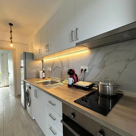 Danai With Pool Access Apartamento