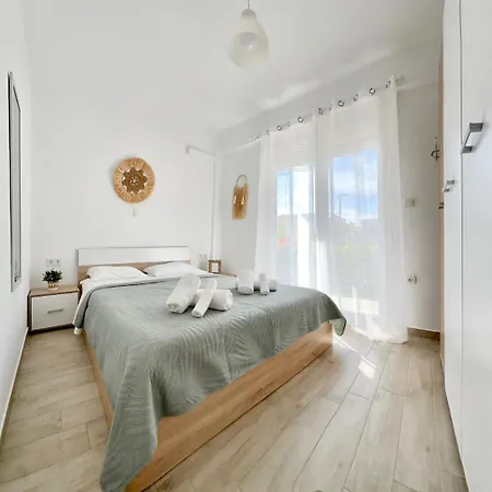 Danai With Pool Access Apartamento *