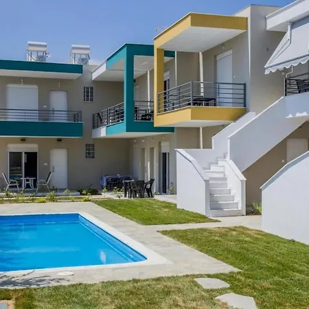 Danai With Pool Access Apartamento Ofrínion