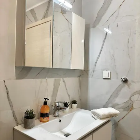 Danai With Pool Access