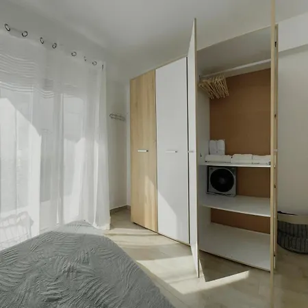 Danai With Pool Access Apartamento