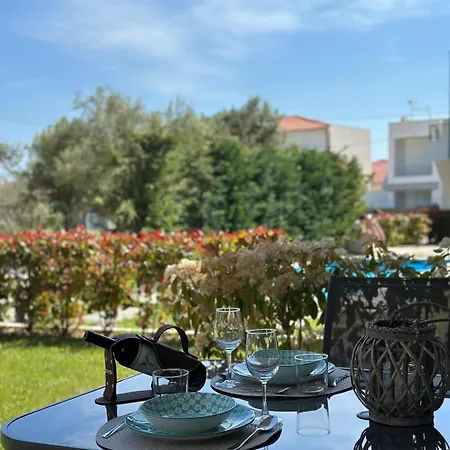 Danai With Pool Access Lejlighed Ofrínion