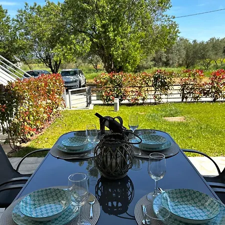 Danai With Pool Access * Ofrínion