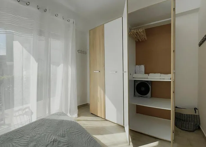 Danai With Pool Access Appartement